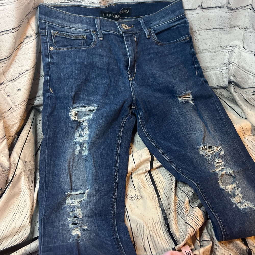 Express Women's Distressed Jeans